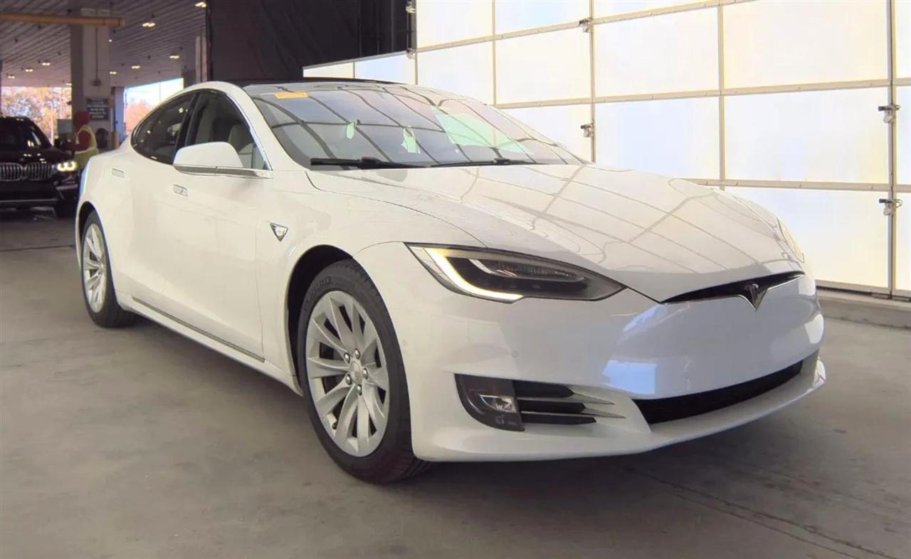 Tesla Model S  2019