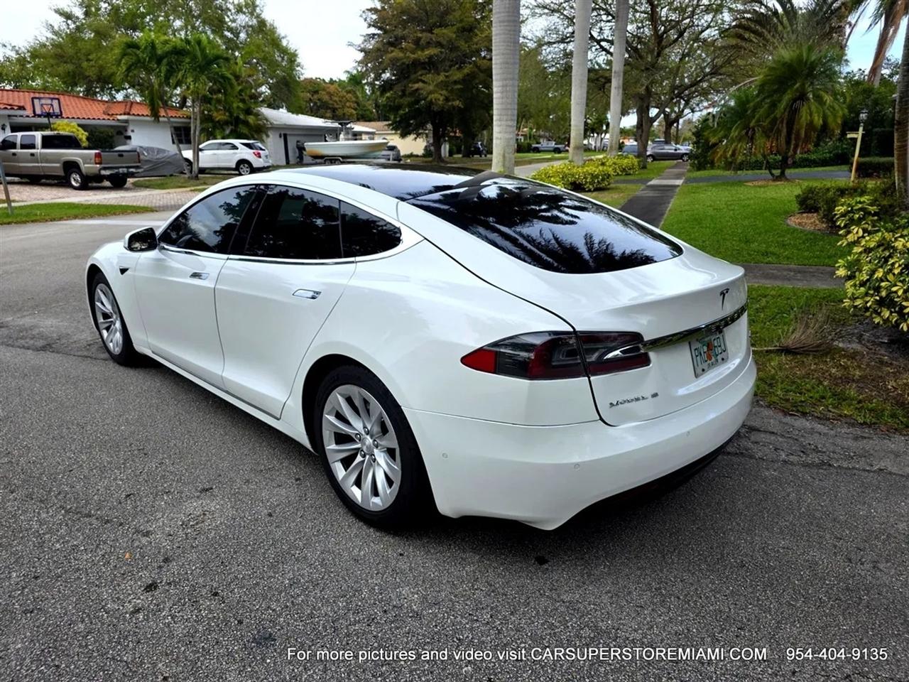 Tesla Model S  2019