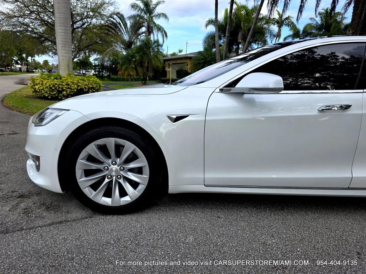 Tesla Model S  2019