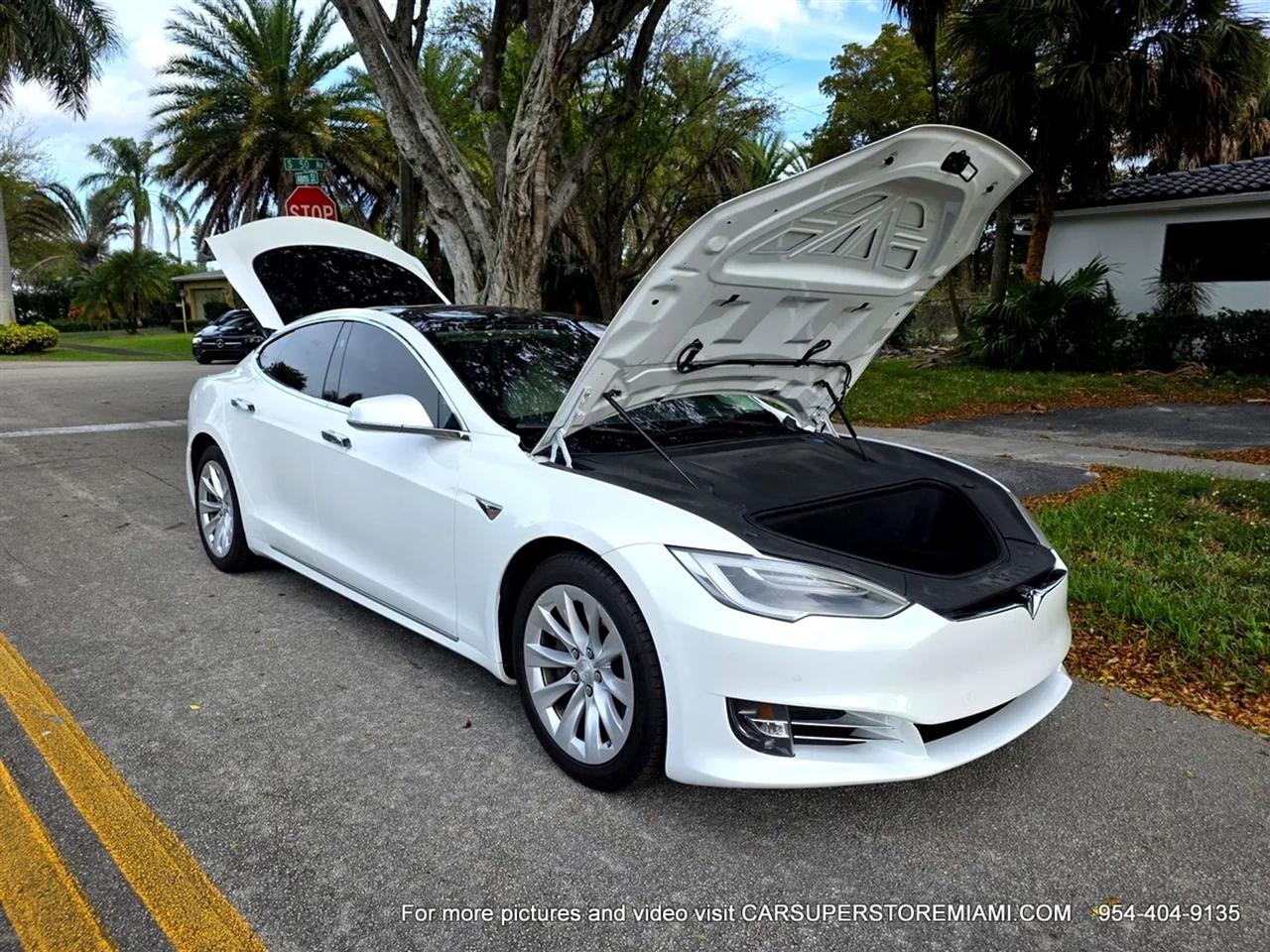 Tesla Model S  2019