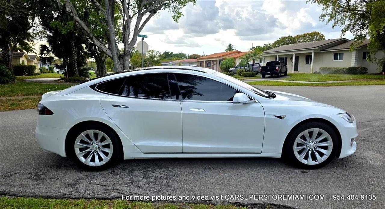Tesla Model S  2019