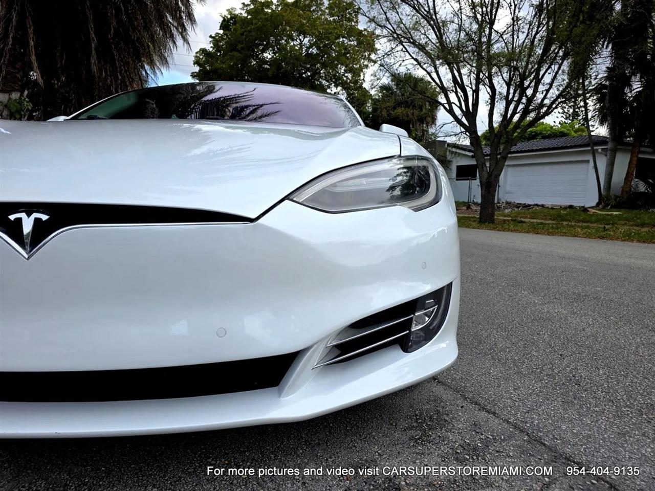 Tesla Model S  2019