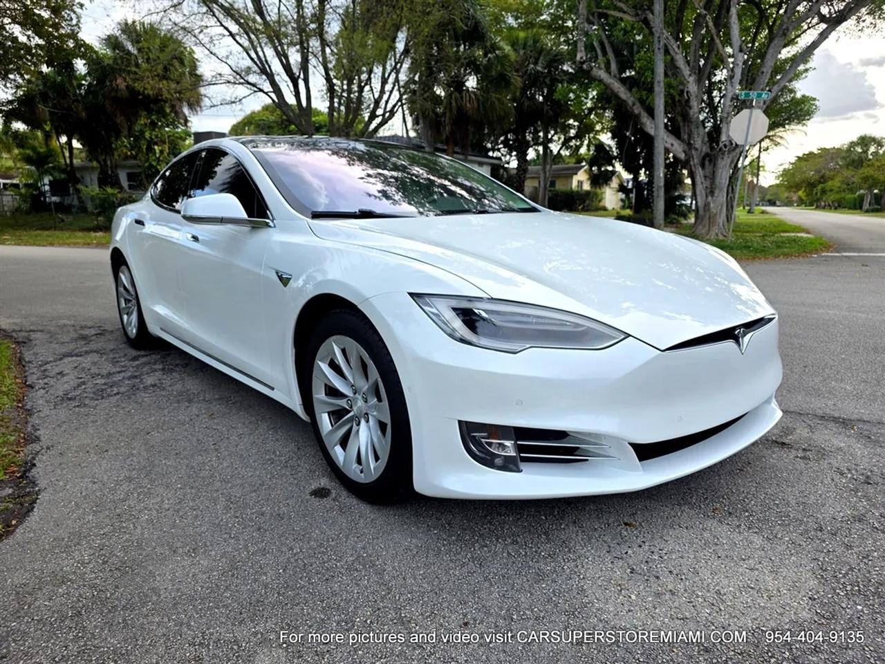 Tesla Model S  2019