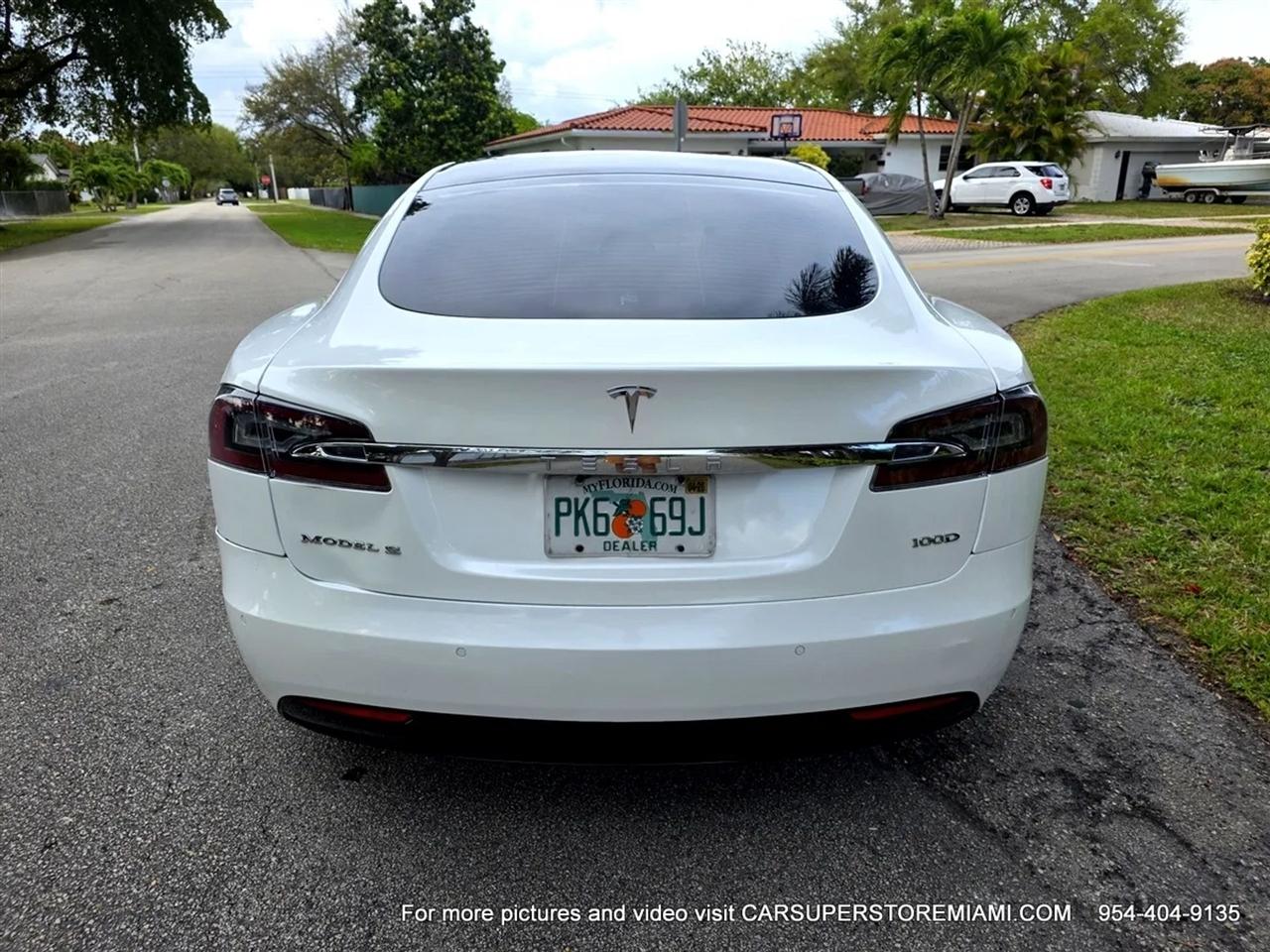 Tesla Model S  2019