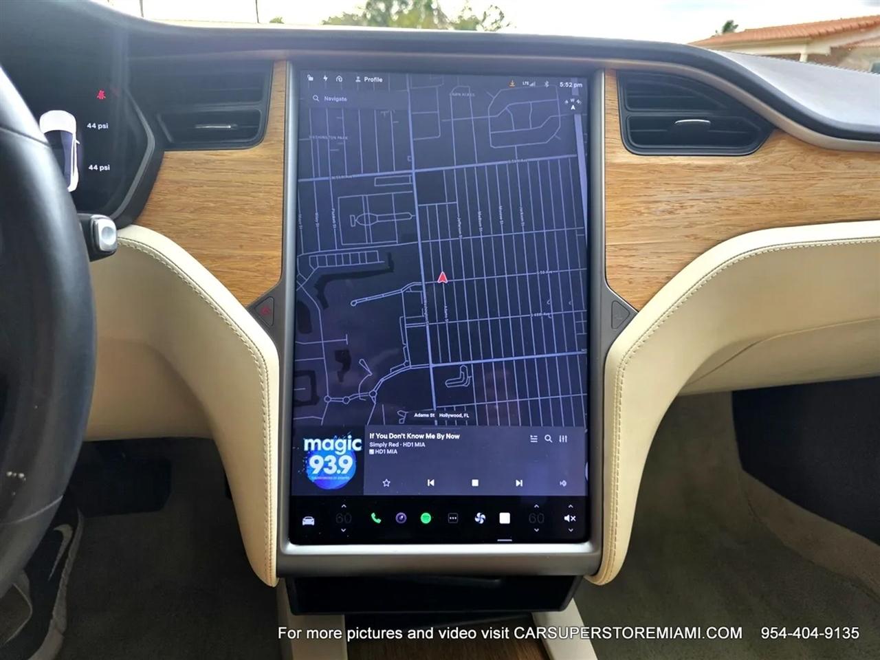 Tesla Model S  2019