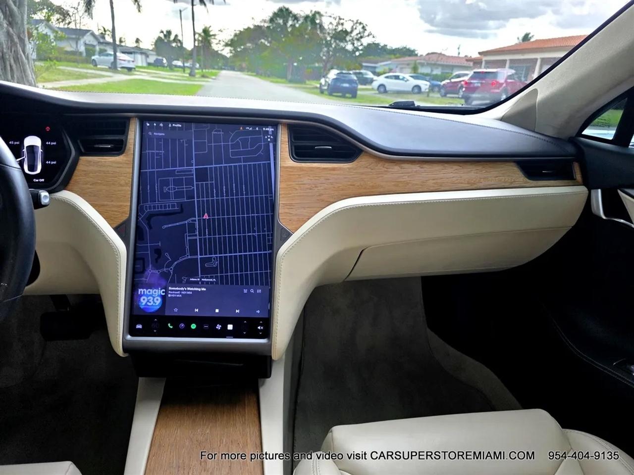 Tesla Model S  2019