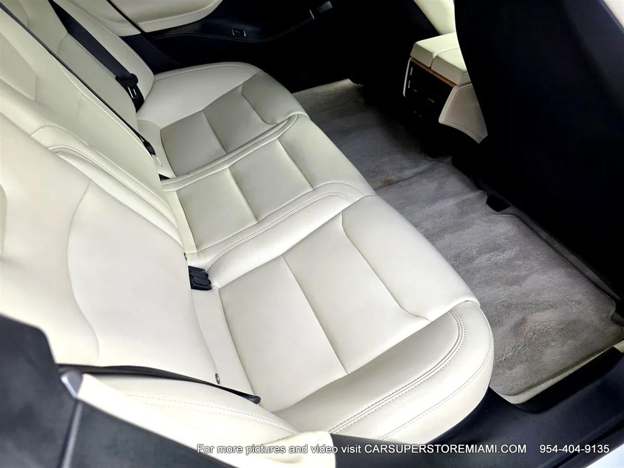 Tesla Model S  2019