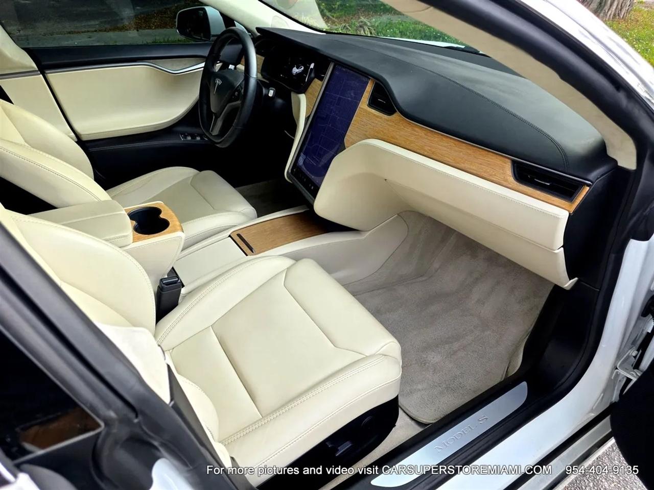 Tesla Model S  2019