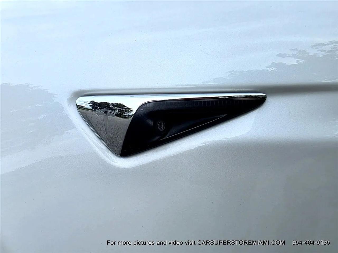 Tesla Model S  2019