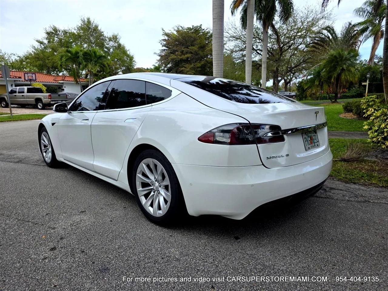 Tesla Model S  2019