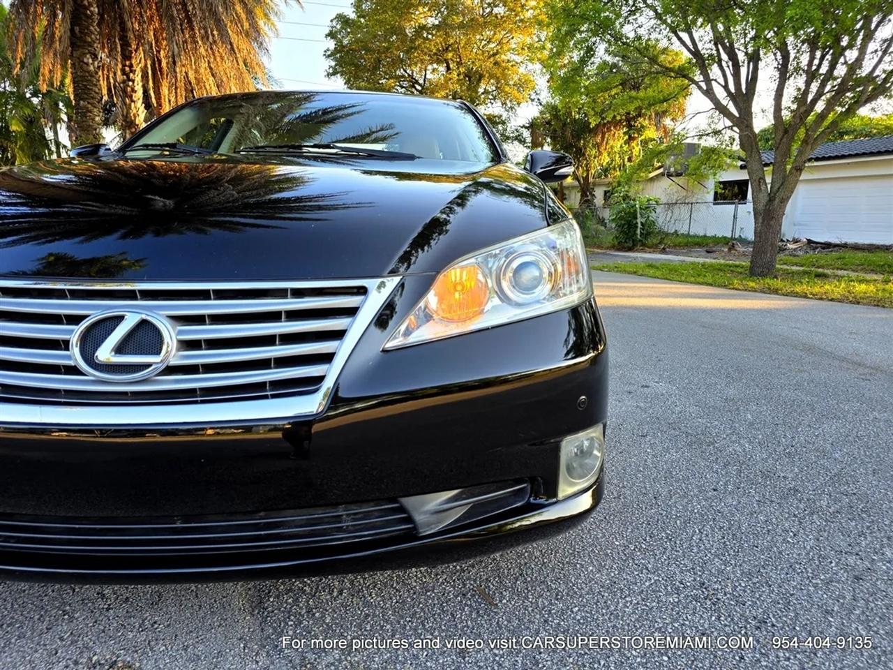 Lexus ES 350  2010