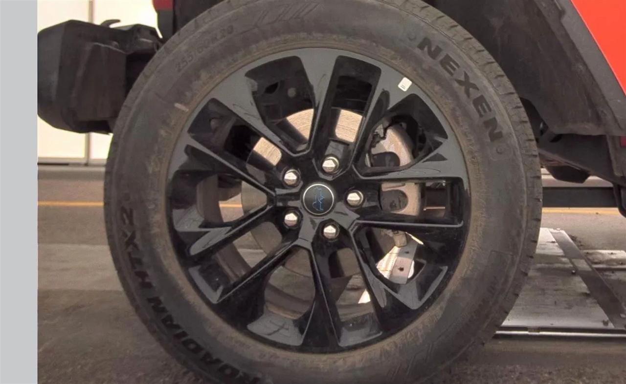 Jeep Wrangler 4xe  2025