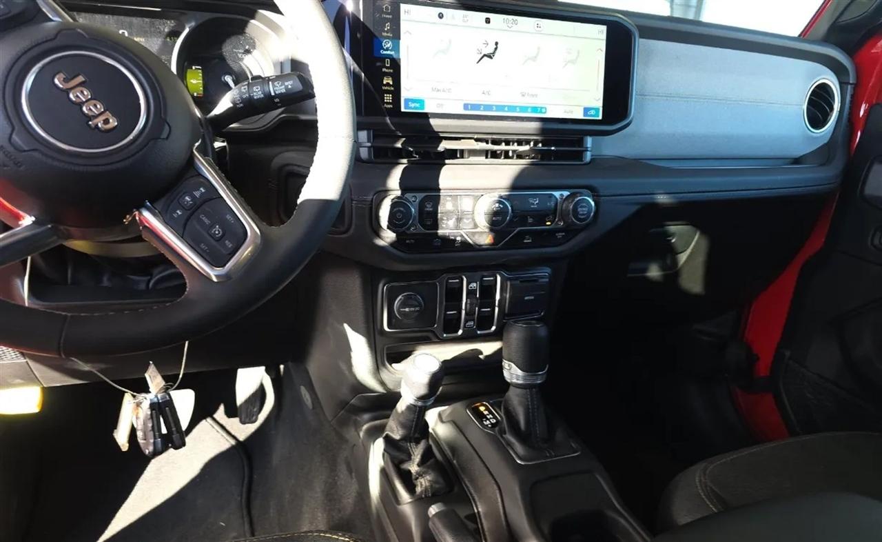 Jeep Wrangler 4xe  2025