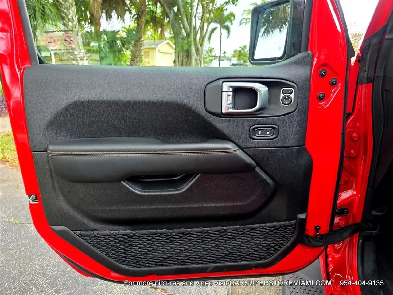 Jeep Wrangler 4xe  2025