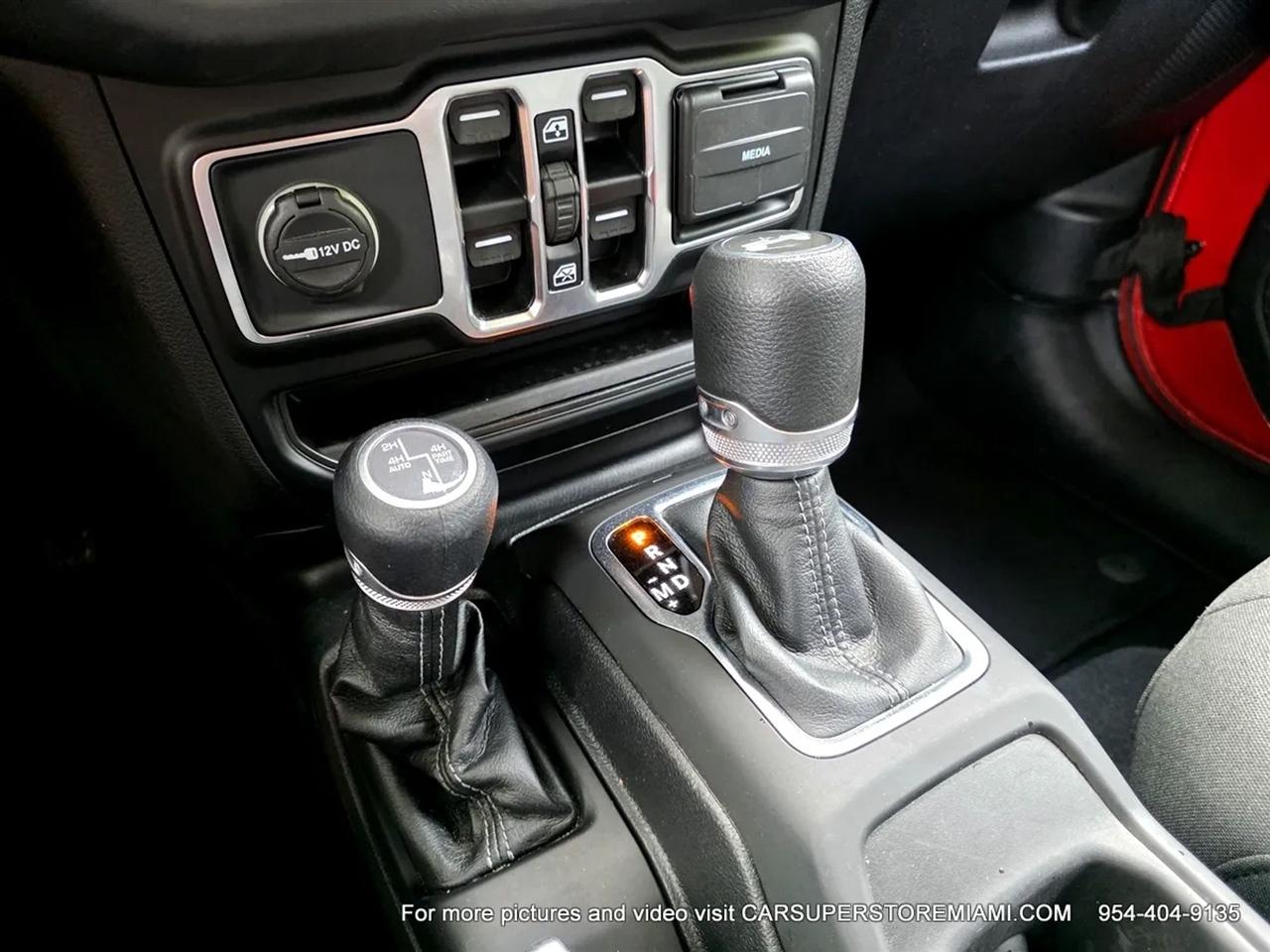 Jeep Wrangler 4xe  2025