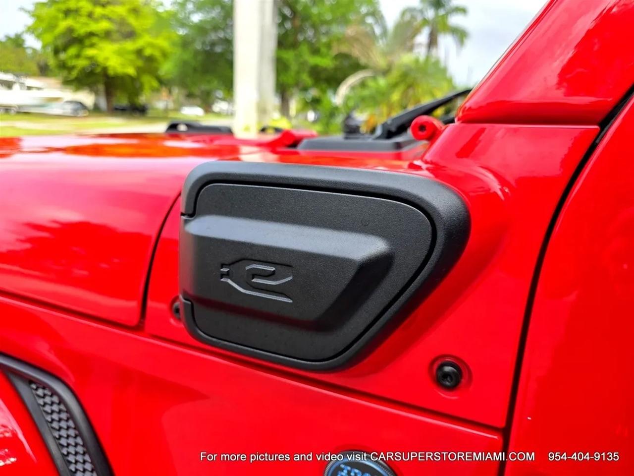 Jeep Wrangler 4xe  2025