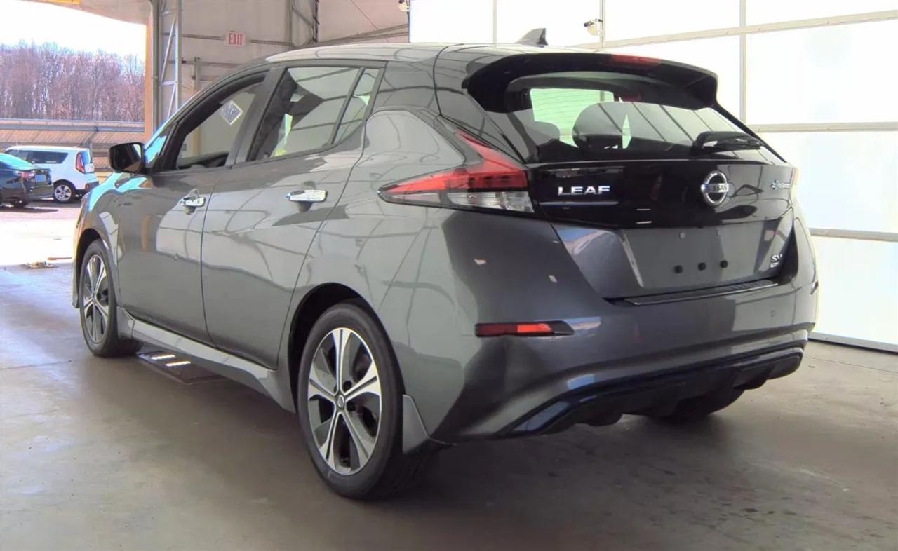 Nissan Leaf  2022