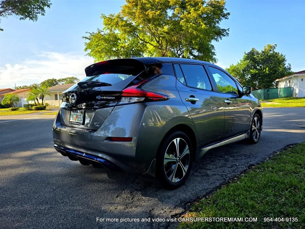 Nissan Leaf  2022