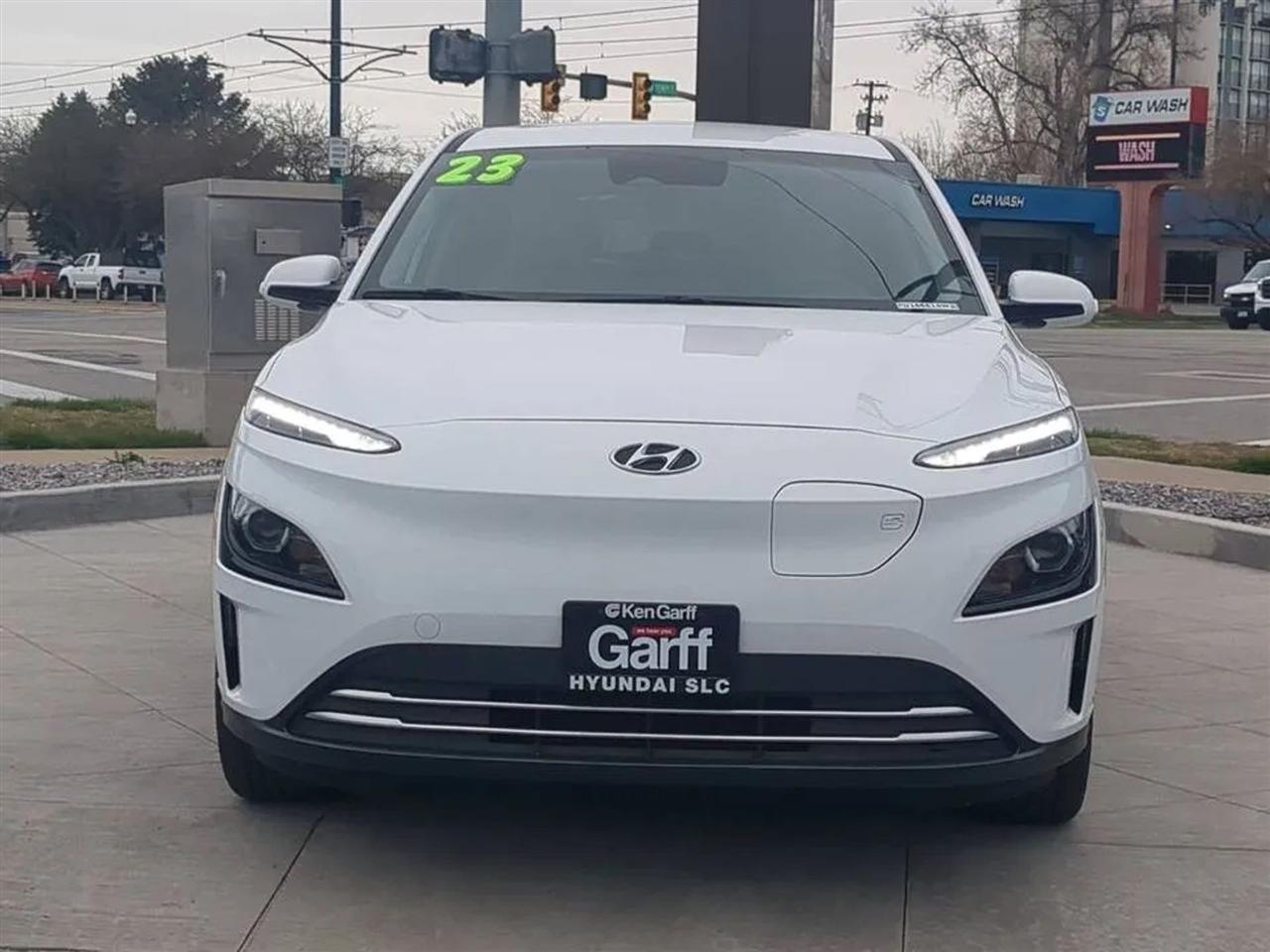 Hyundai Kona EV  2023