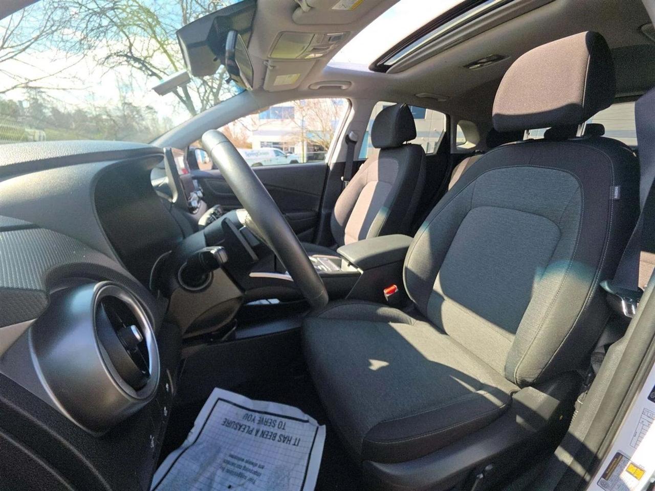 Hyundai Kona EV  2023