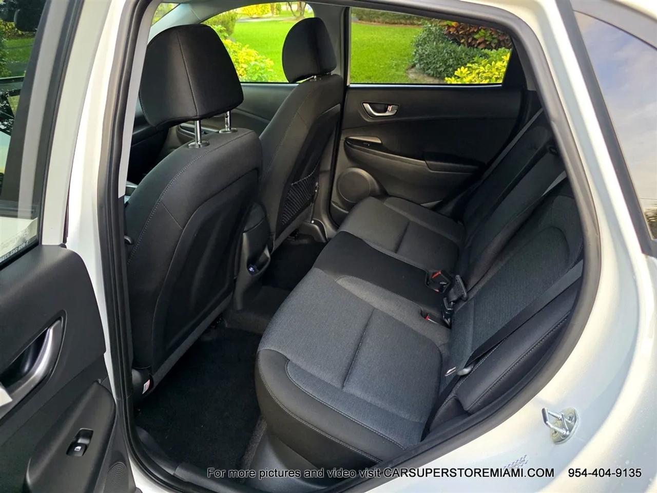 Hyundai Kona EV  2023