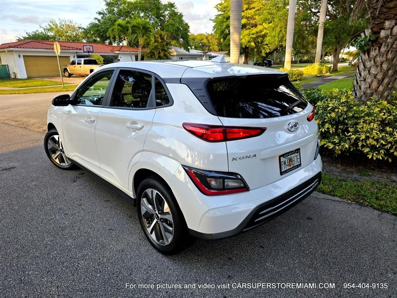 Hyundai Kona EV  2023