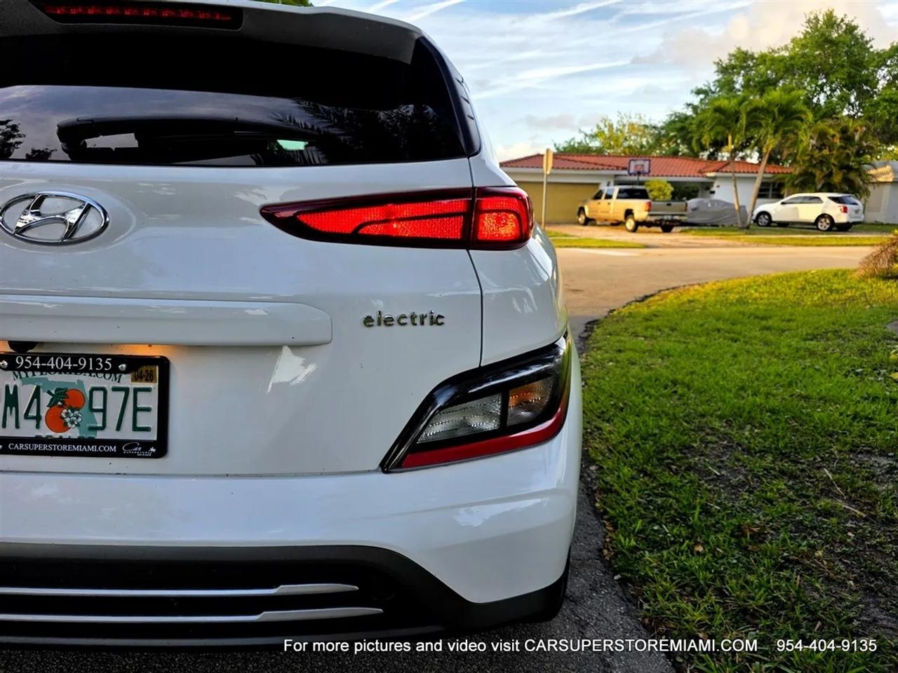 Hyundai Kona EV  2023