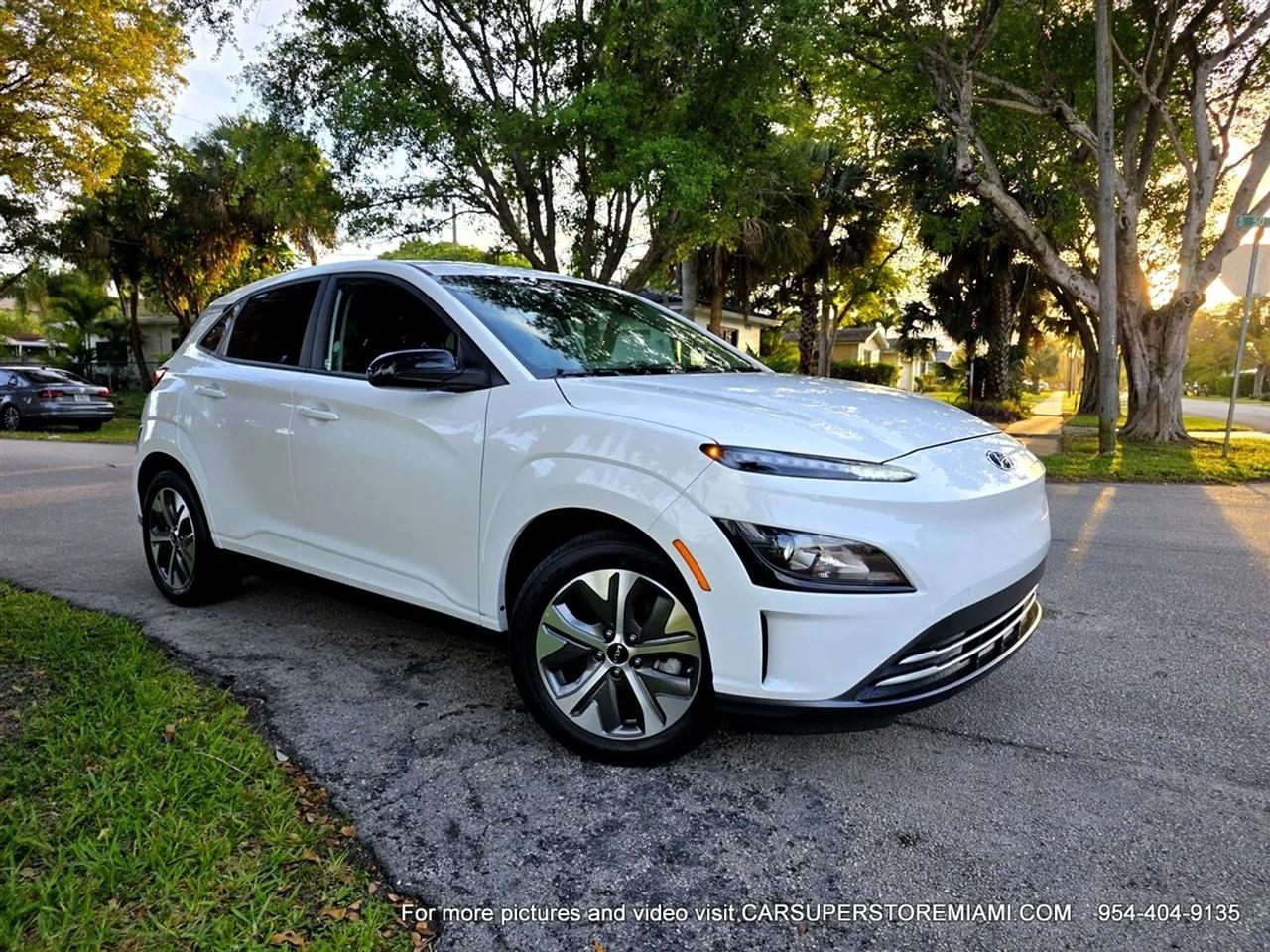 Hyundai Kona EV  2023