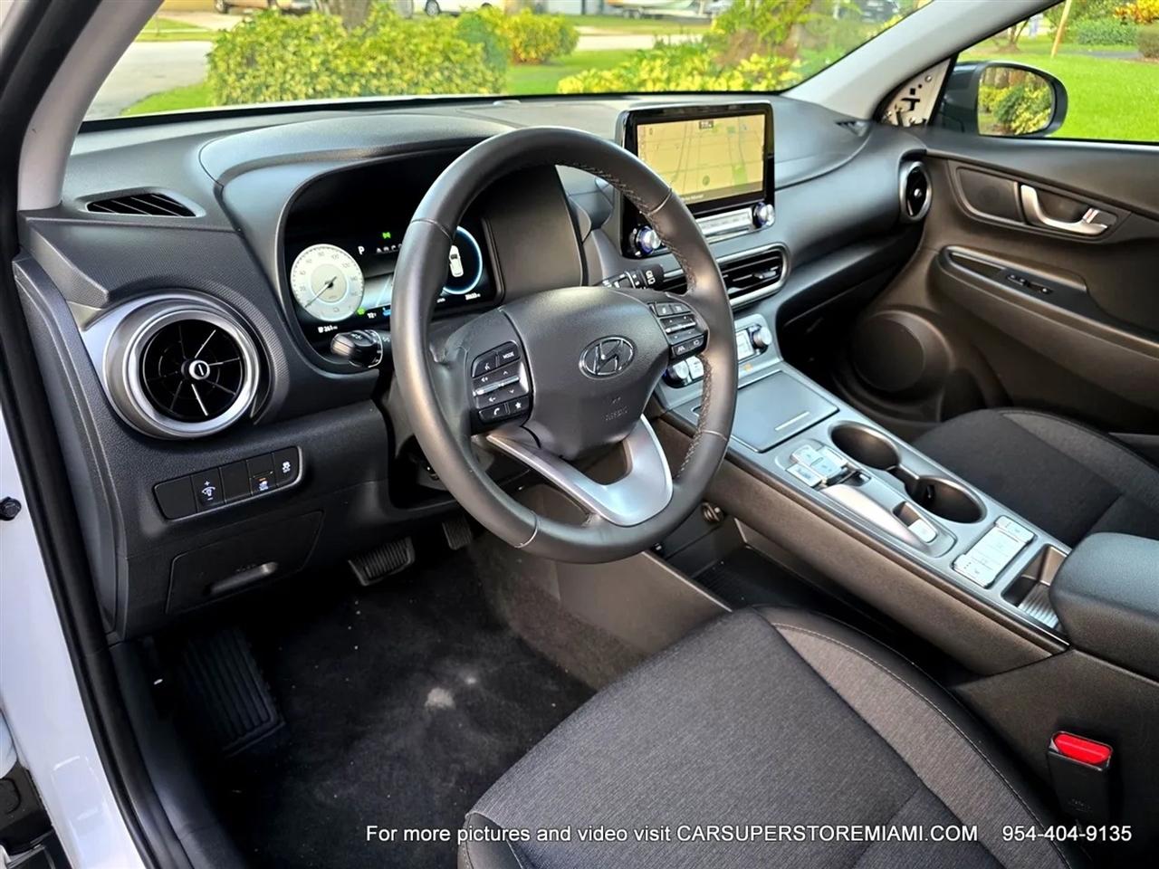 Hyundai Kona EV  2023