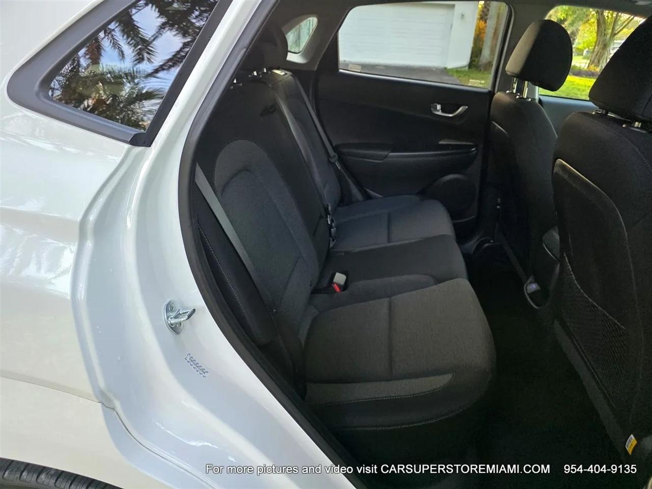Hyundai Kona EV  2023