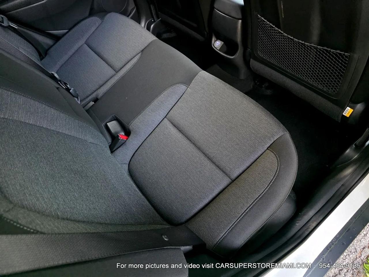 Hyundai Kona EV  2023