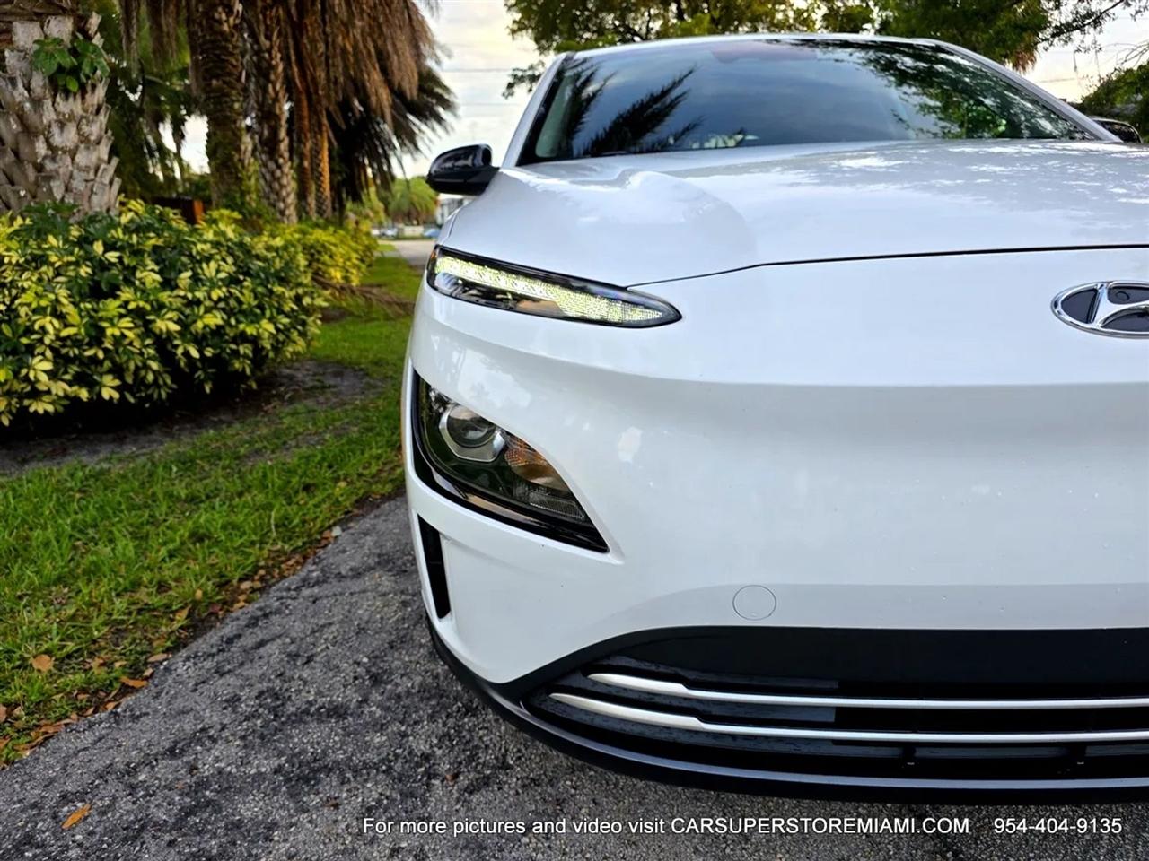 Hyundai Kona EV  2023