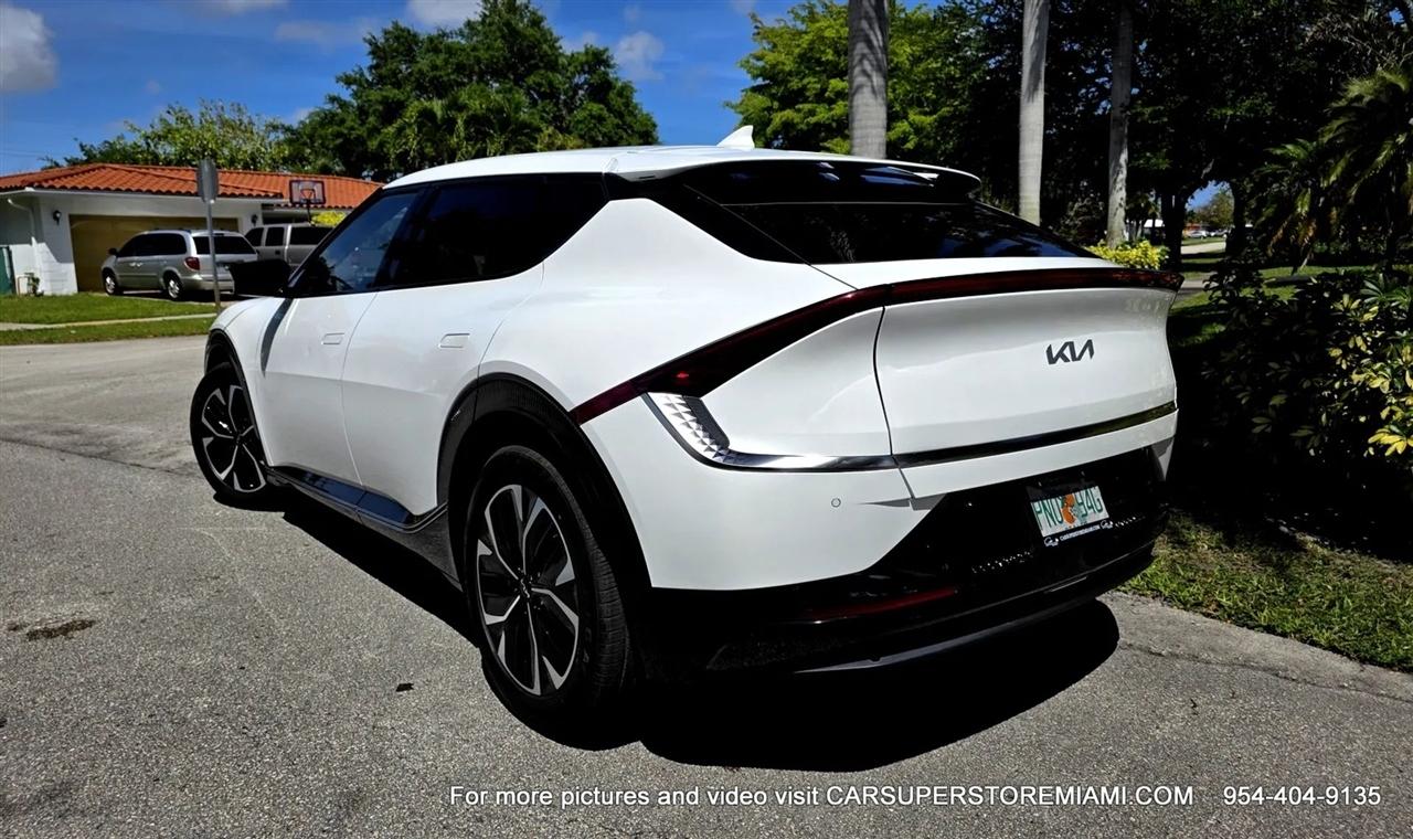 Kia EV6  2024
