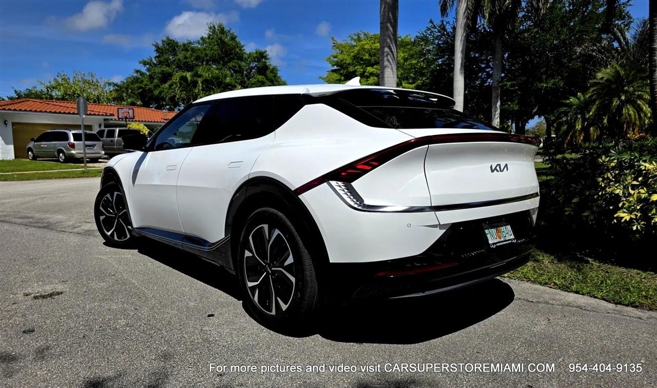 Kia EV6  2024