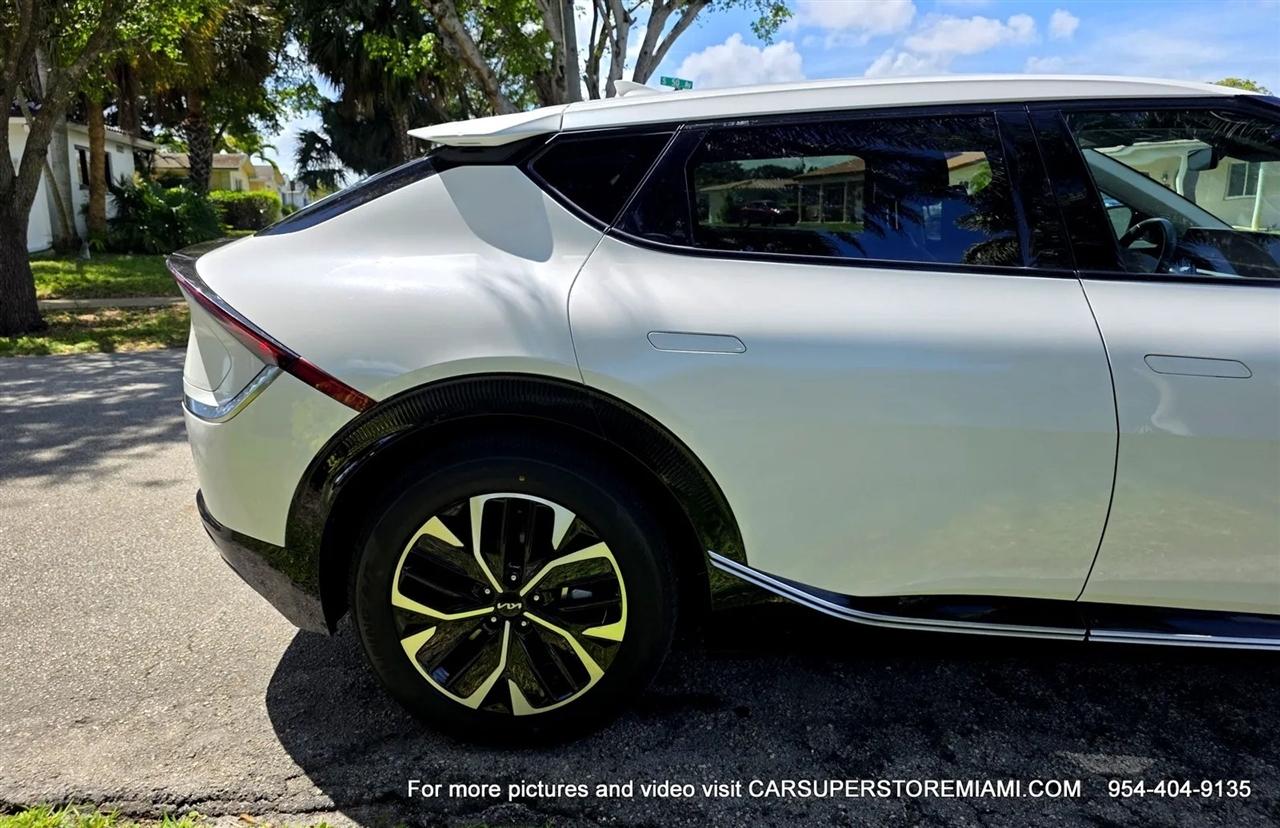 Kia EV6  2024