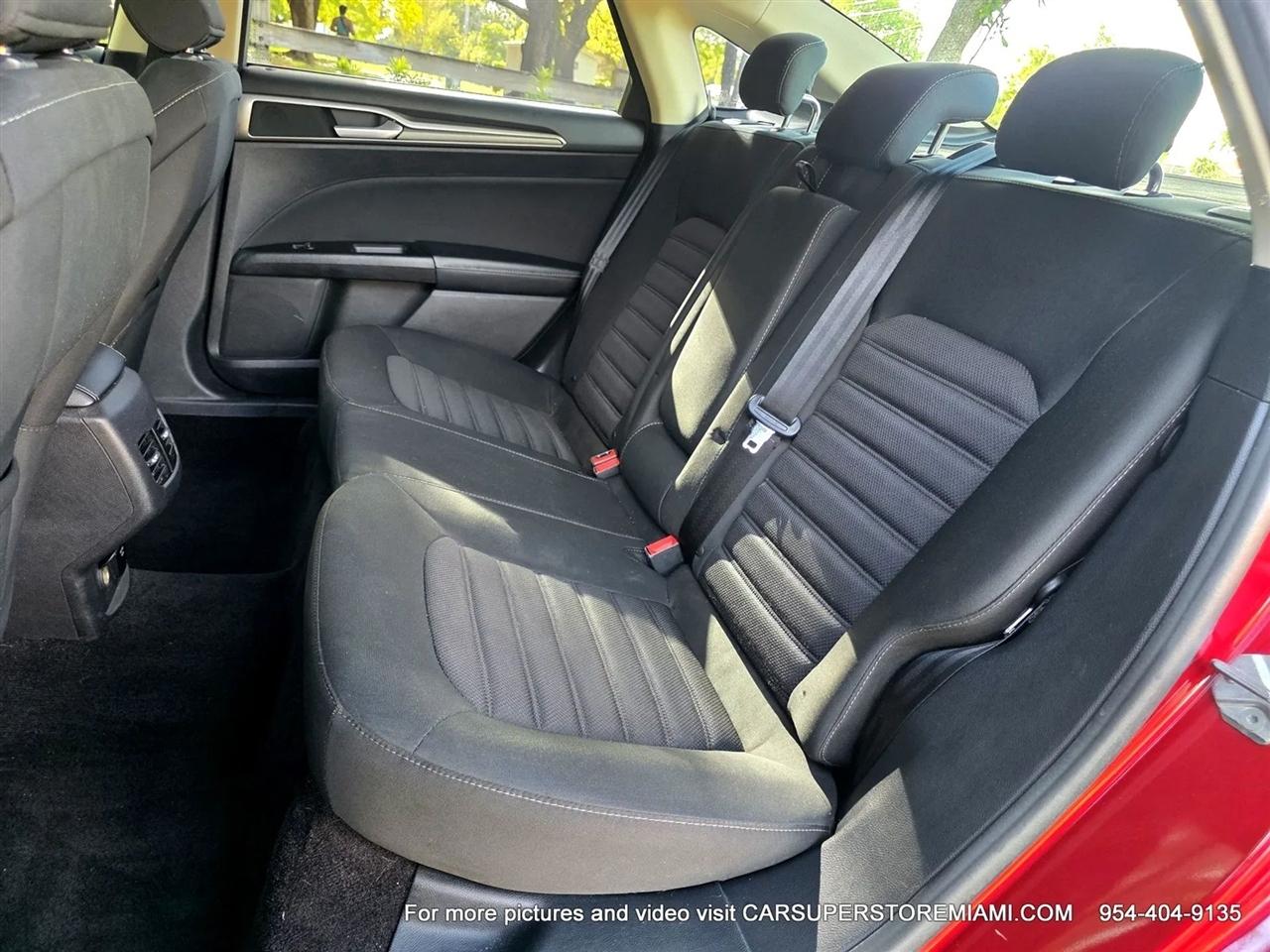 Ford Fusion Hybrid  2017