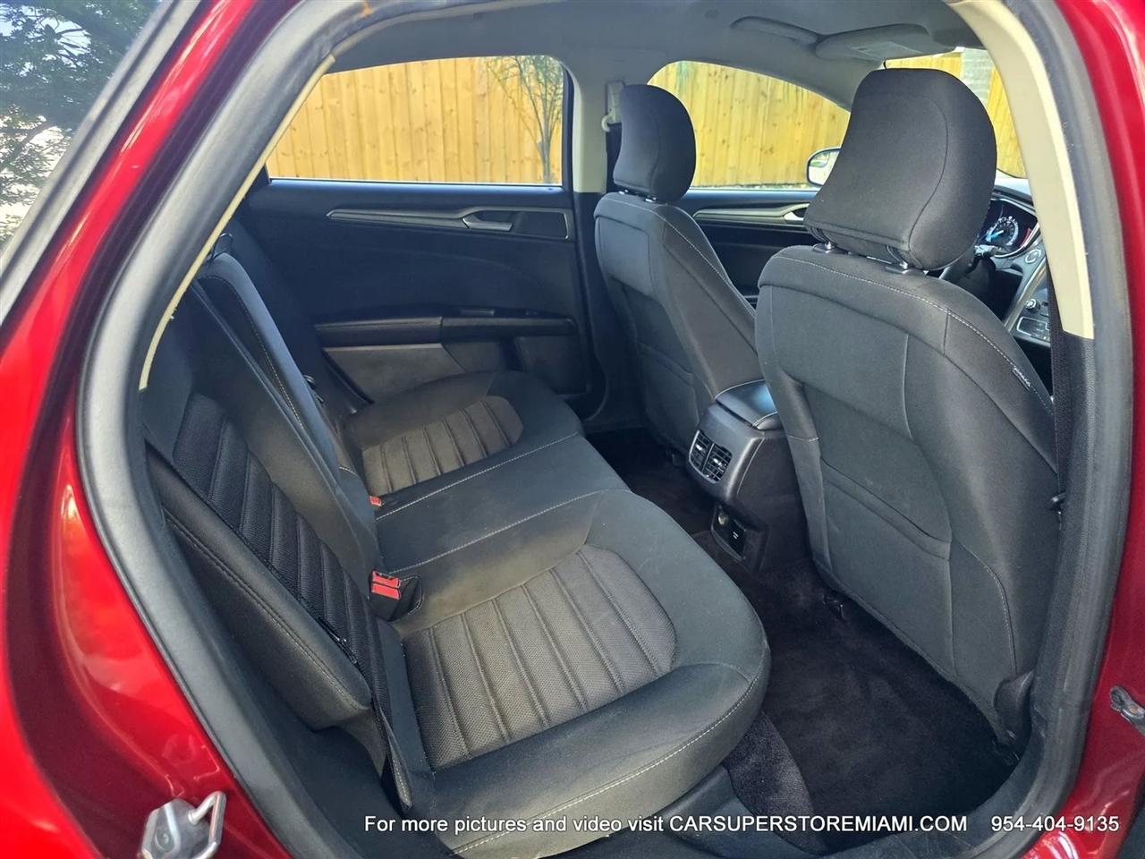 Ford Fusion Hybrid  2017