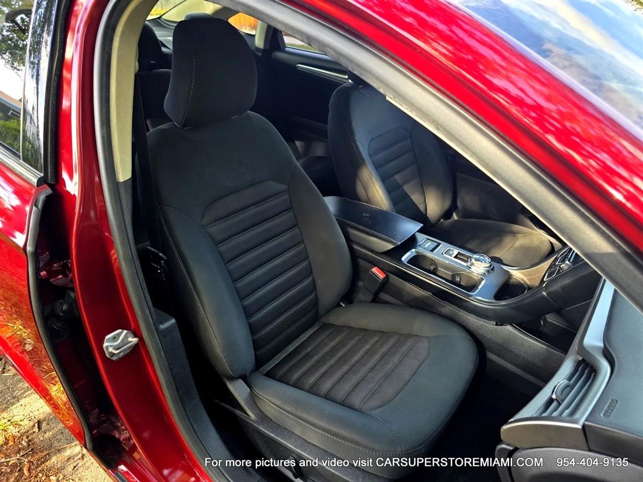 Ford Fusion Hybrid  2017