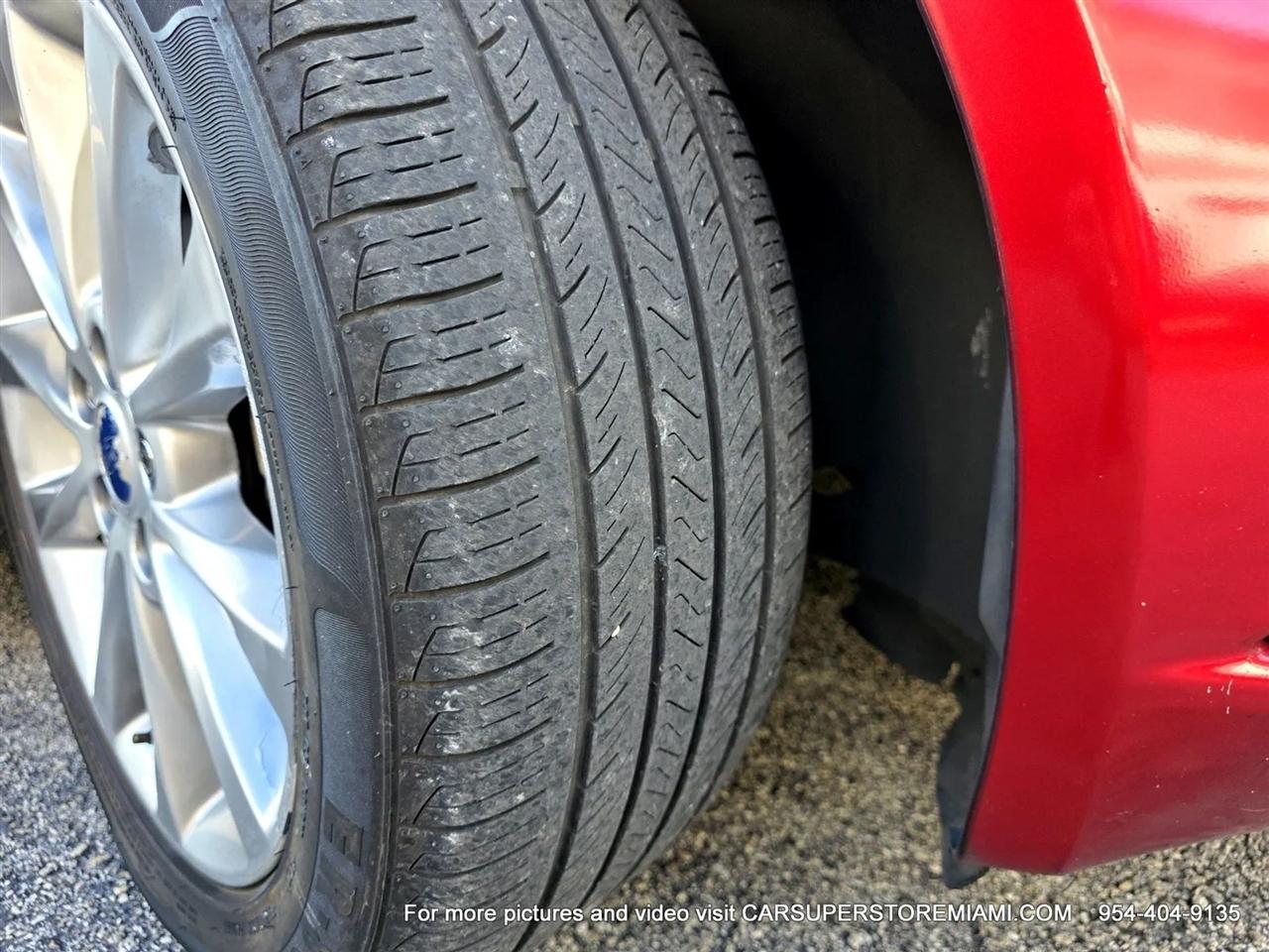 Ford Fusion Hybrid  2017