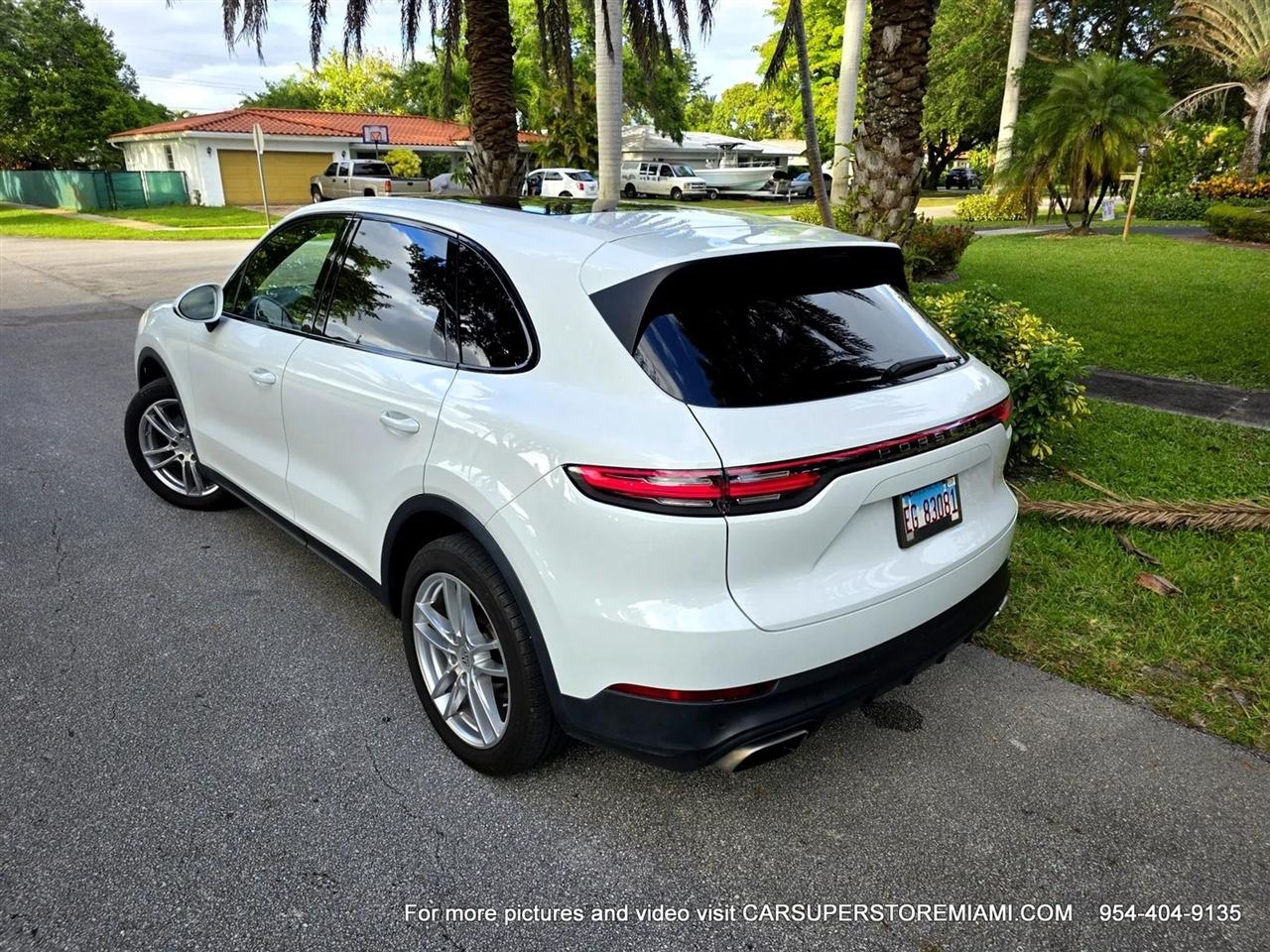 Porsche Cayenne  2019