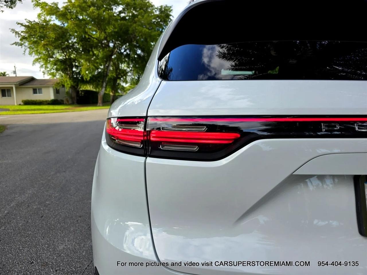 Porsche Cayenne  2019