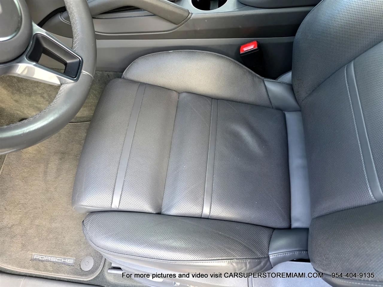 Porsche Cayenne  2019