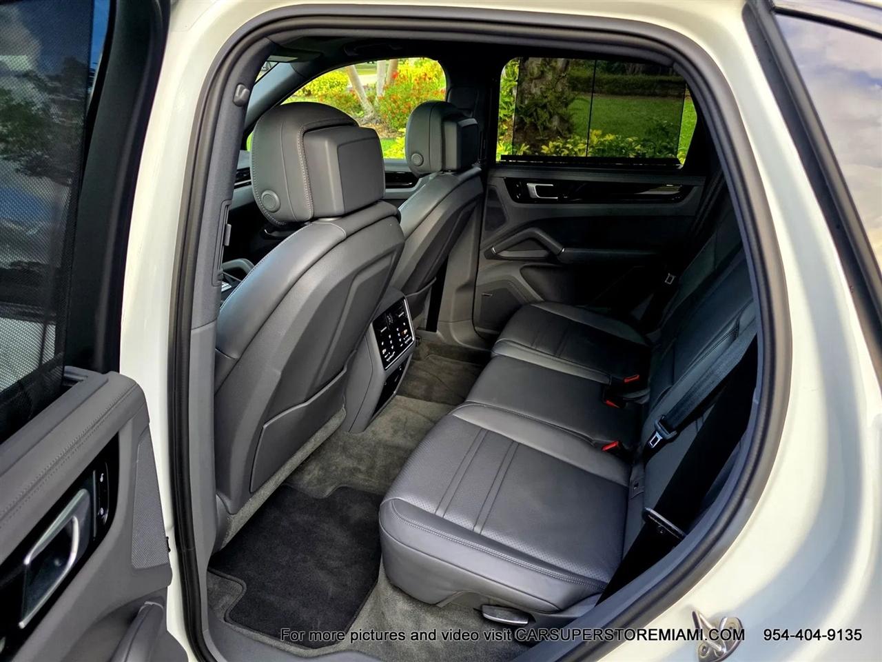 Porsche Cayenne  2019