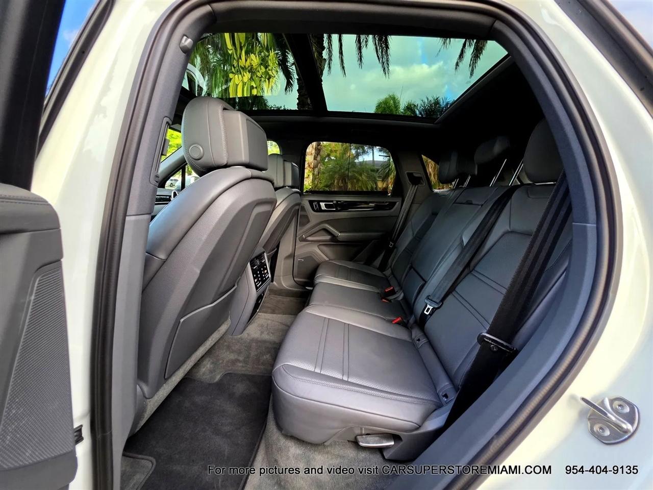 Porsche Cayenne  2019