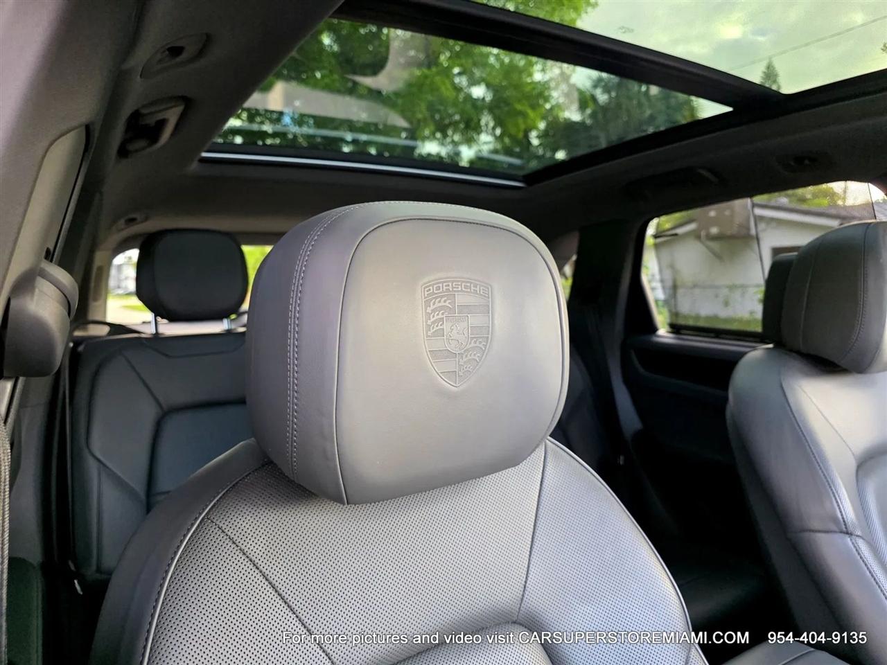 Porsche Cayenne  2019