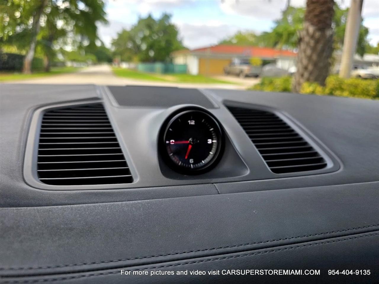 Porsche Cayenne  2019