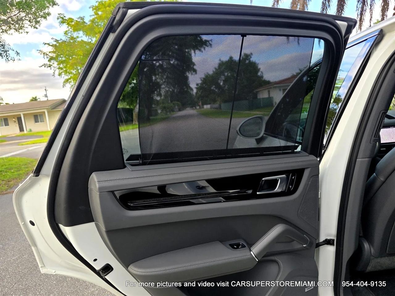 Porsche Cayenne  2019