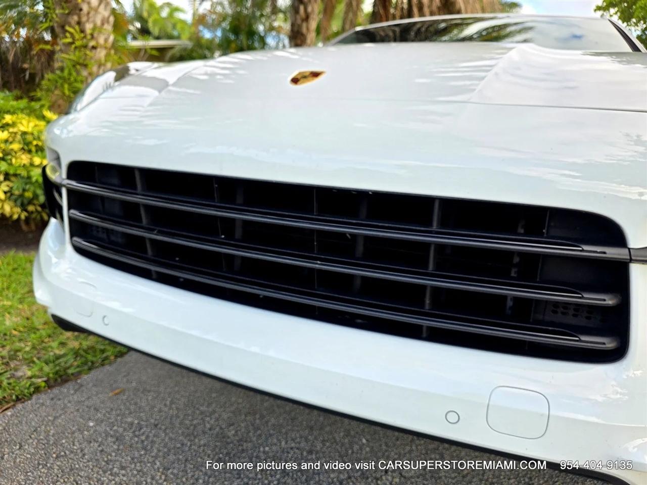 Porsche Cayenne  2019