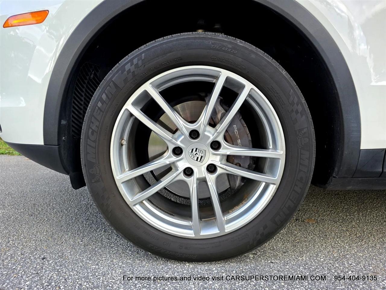 Porsche Cayenne  2019