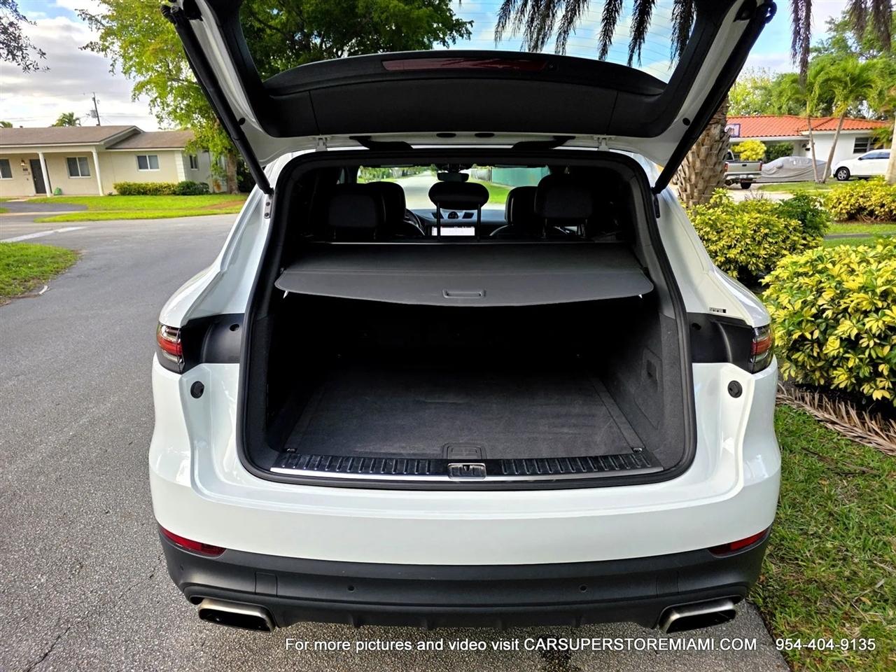 Porsche Cayenne  2019